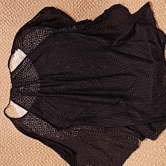 Jessica Simpson Cold Shoulder Blouse - Picture 9 of 10